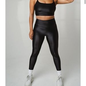 LIQUID METAL PANT MIDNIGHT Balance Athletica XS